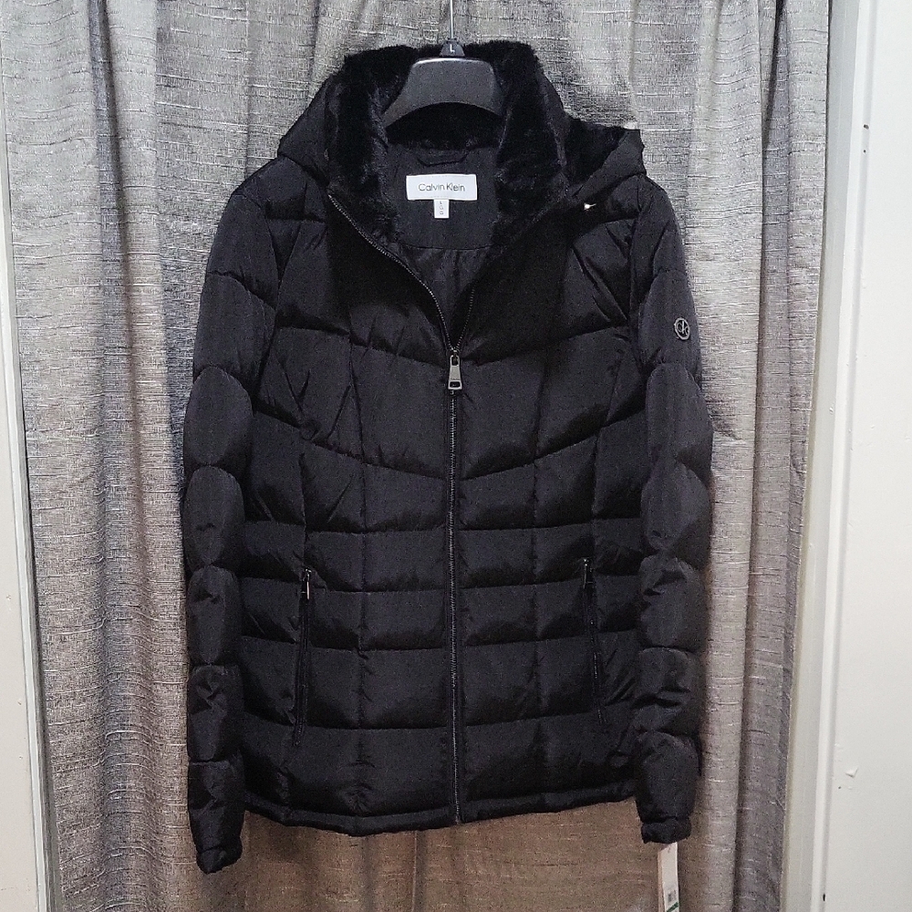 Calvin Klein Women's Black Hooded Quilted Puffer Coat
